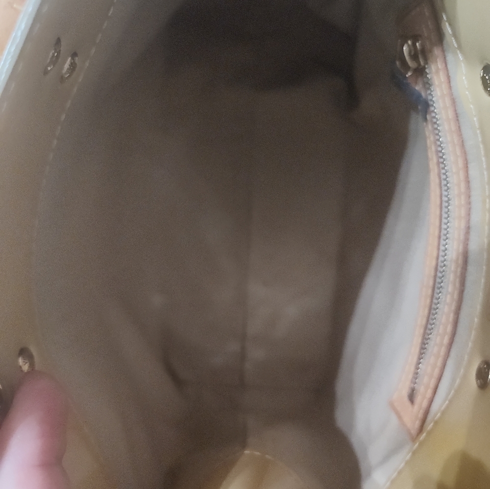 Louis Vuitton Yellow Patent Monogram Tote with Tan Handles - Picture 5 of 6